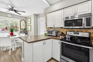 7033 Galleon Cove, Riviera Beach, FL 33418 - Photo 9