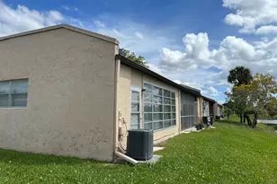 160 Lake Gloria Dr, West Palm Beach, FL 33411 - Photo 13