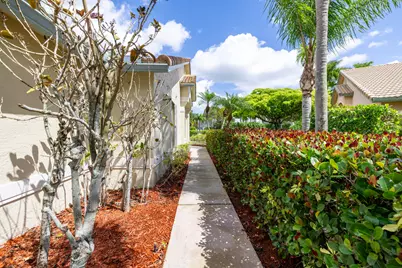 10517 Pelican Drive, Wellington, FL 33414 - Photo 35