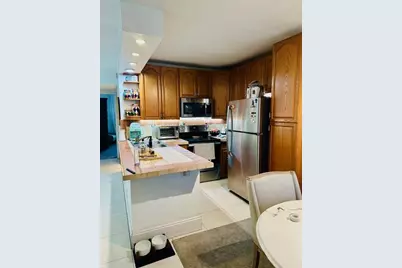 1150 NW 30th Court NW #203, Wilton Manors, FL 33311 - Photo 5