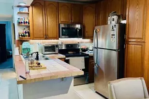 1150 NW 30th Ct NW, Wilton Manors, FL 33311 - Photo 5