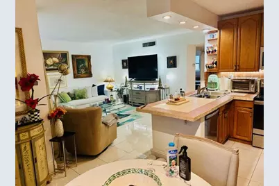 1150 NW 30th Court NW #203, Wilton Manors, FL 33311 - Photo 3