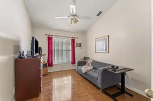 1352 E Fairfax Cir Circle E, Boynton Beach, FL 33436 - Photo 19