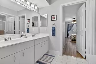1294 NW 168th Ave, Pembroke Pines, FL 33028 - Photo 47