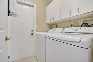 1294 NW 168th Ave, Pembroke Pines, FL 33028 - Photo 27