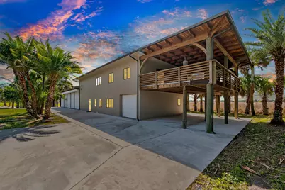 200 S Graves Road, Fort Pierce, FL 34945 - Photo 1