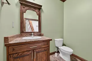 200 S Graves Rd, Fort Pierce, FL 34945 - Photo 23