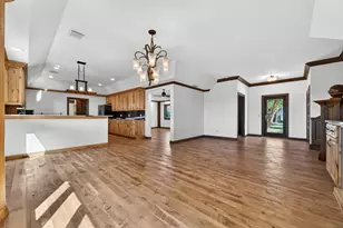 200 S Graves Rd, Fort Pierce, FL 34945 - Photo 15