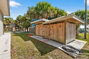 200 S Graves Rd, Fort Pierce, FL 34945 - Photo 59