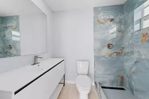 3220 NE 7th Pl, Pompano Beach, FL 33062 - Photo 7