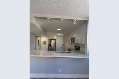 6475 W Oakland Park Boulevard #401, Lauderhill, FL 33313 - Photo 5