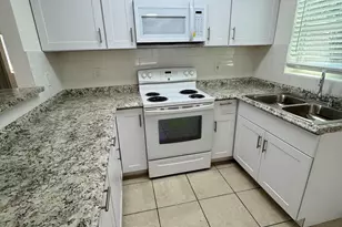 814 39th St, West Palm Beach, FL 33407 - Photo 3