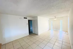 308 Hernando St, Fort Pierce, FL 34949 - Photo 5