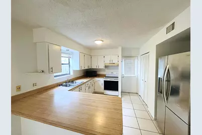 308 Hernando Street #A, Fort Pierce, FL 34949 - Photo 3