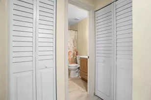 7906 NW 10th St, Plantation, FL 33322 - Photo 9