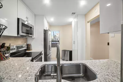 7906 NW 10th Street #7906, Plantation, FL 33322 - Photo 7