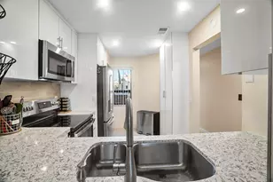 7906 NW 10th St, Plantation, FL 33322 - Photo 7