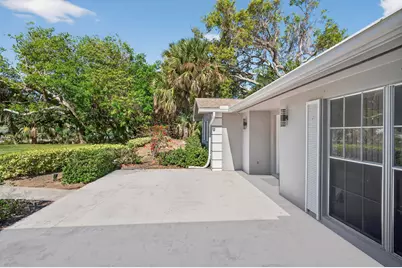 1926 Surfside Terrace, Vero Beach, FL 32963 - Photo 9