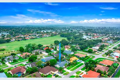 1637 Farmington Circle, Wellington, FL 33414 - Photo 5