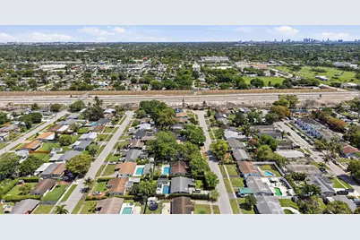 6271 Harding Street, Hollywood, FL 33024 - Photo 43