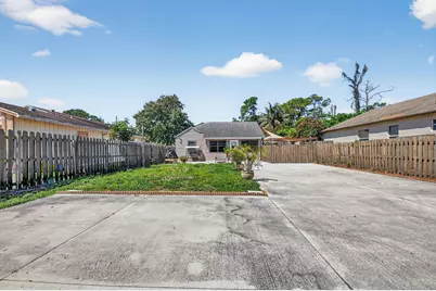 425 Broward Avenue, Greenacres, FL 33463 - Photo 41