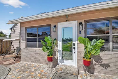 425 Broward Avenue, Greenacres, FL 33463 - Photo 5