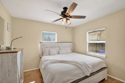 425 Broward Avenue, Greenacres, FL 33463 - Photo 17