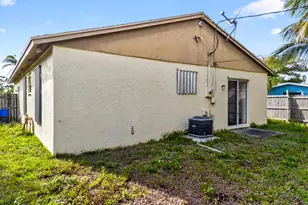 328 Jennings Ave, Greenacres, FL 33463 - Photo 13