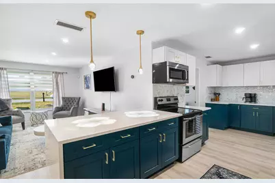 411 SW 1st Avenue, Boynton Beach, FL 33435 - Photo 9