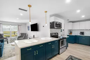 411 SW 1st Ave, Boynton Beach, FL 33435 - Photo 9