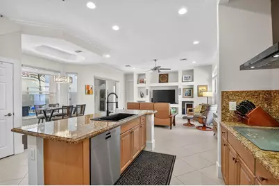 6887 Houlton Circle, Lake Worth, FL 33467 - Photo 11