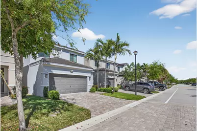 325 NW 33rd Lane, Pompano Beach, FL 33069 - Photo 3