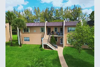 140 Lake Meryl Drive #Apt 233, West Palm Beach, FL 33411 - Photo 3