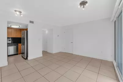 2100 Brickell Avenue #305, Miami, FL 33129 - Photo 19