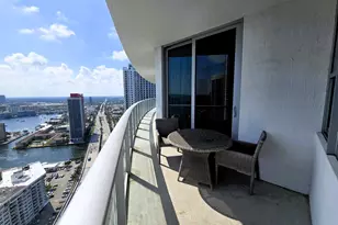 4111 S Ocean Dr, Hollywood, FL 33019 - Photo 5