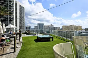 4111 S Ocean Dr, Hollywood, FL 33019 - Photo 25