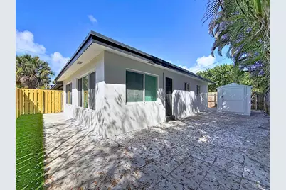 224 NE 23rd Avenue #3, Pompano Beach, FL 33062 - Photo 21