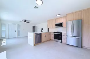 224 NE 23rd Ave, Pompano Beach, FL 33062 - Photo 9