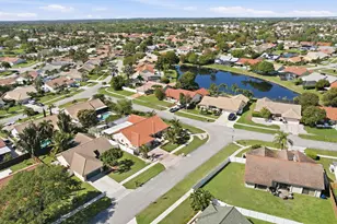 5884 Laurel Green Cir, Boynton Beach, FL 33437 - Photo 45