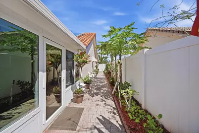 5884 Laurel Green, Boynton Beach, FL 33437 - Photo 33