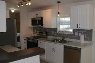 2555 Pga Blvd, Palm Beach Gardens, FL 33410 - Photo 3