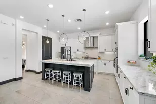 12095 S Baypoint Cir, Parkland, FL 33076 - Photo 13