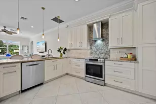 4241 Wellington Shores Dr, Wellington, FL 33449 - Photo 17