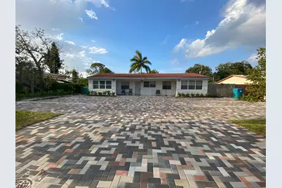 189 SE 27th Place #B, Boynton Beach, FL 33435 - Photo 1
