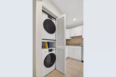 15 Stratford Drive #C, Boynton Beach, FL 33436 - Photo 9