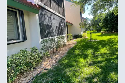 24 Lexington Lane W #D 24, Palm Beach Gardens, FL 33418 - Photo 5