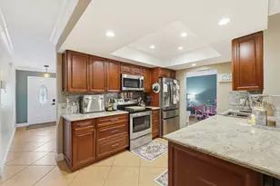 2301 NW 37th Ave, Lauderdale Lakes, FL 33311 - Photo 7