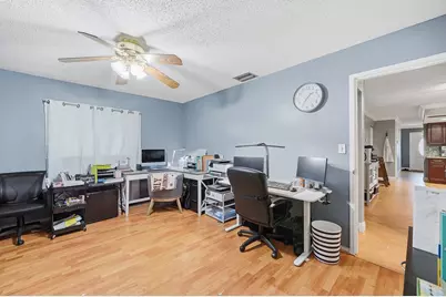 2301 NW 37th Avenue, Lauderdale Lakes, FL 33311 - Photo 11