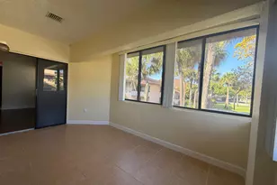 12661 Westhampton Cir, Wellington, FL 33414 - Photo 11