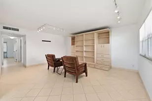 408 Flanders I, Delray Beach, FL 33484 - Photo 5